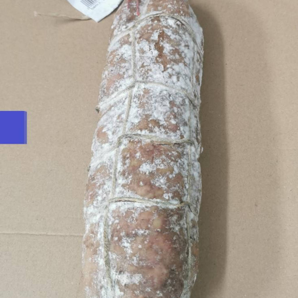 SALAME CON AGLIO INTERO