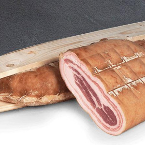 PANCETTA STECCATA IN ASSI